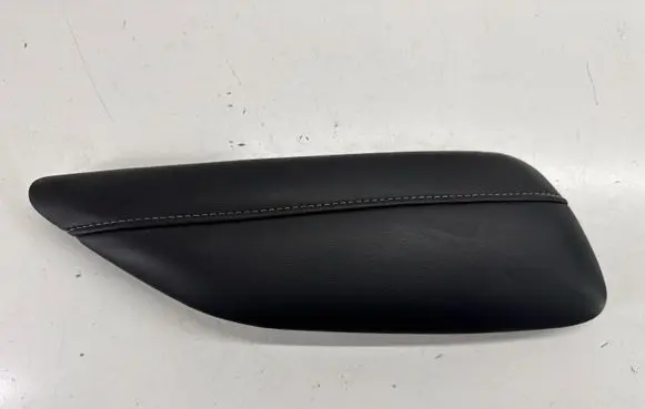 Chevrolet Camaro Front door cover/cap 23365010