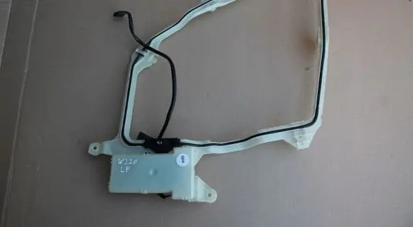 Mercedes-Benz S W220 Keyless (KESSY) go control unit/module 2208200175