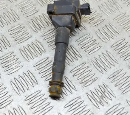 Porsche Cayman 987 High voltage ignition coil 99660210500 99760210200