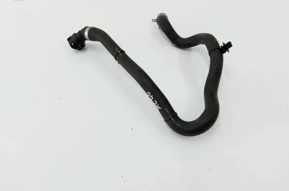 Volvo XC40 Engine coolant pipe/hose 32138746