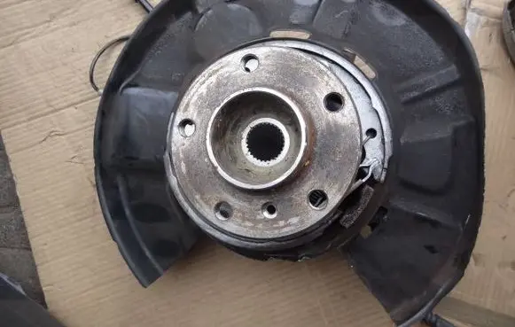 BMW 4 F32 F33 Front wheel hub spindle knuckle XXXXXXXXXX