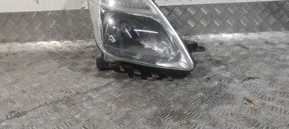 Toyota Prius (XW20) Headlight/headlamp T0Y01A