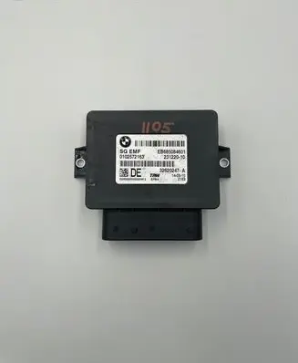 BMW 5 F10 F11 Hand brake control module 6850846 8102572103 32620247A