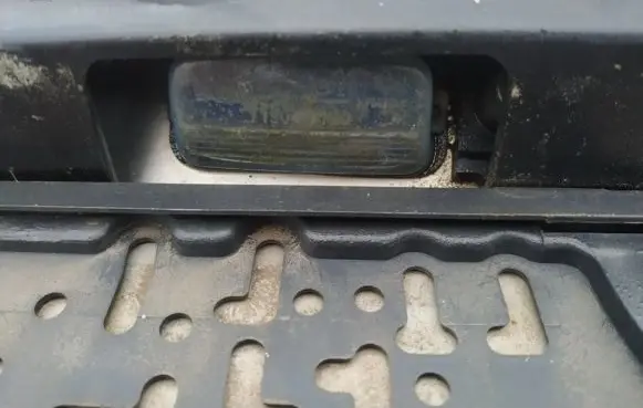 Peugeot 206 Number plate light