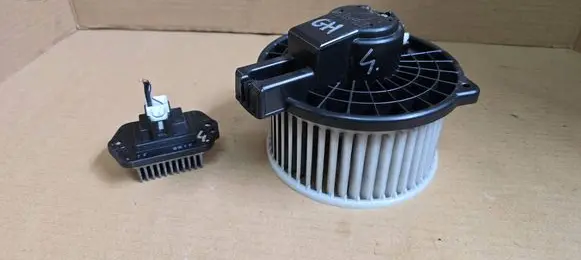 Mazda 6 Heater fan/blower HB111EC2102 8727000690