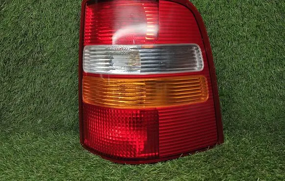 Ford Explorer Rear/tail lights 1L2X138504C 44ZH1466