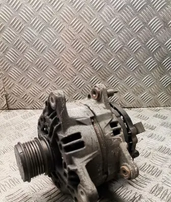 Ford Galaxy Generator/alternator 028903028E