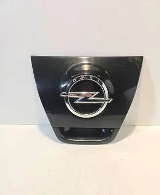 Opel Astra J Tailgate trim 13372619 13372620