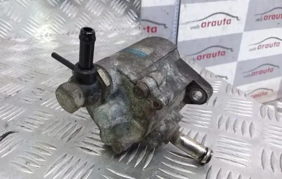 Toyota Avensis T220 Vacuum pump 2930027010 0810002590