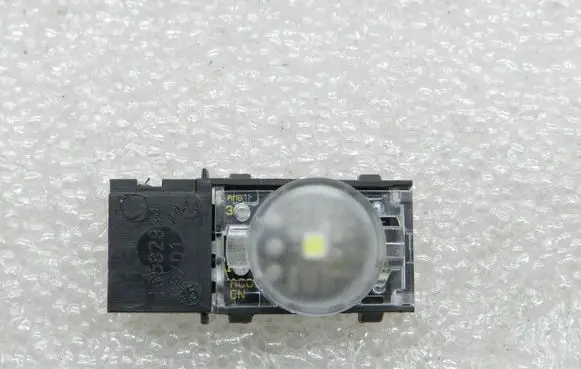 Opel Insignia B Front door interior light 13582994 YR00299880