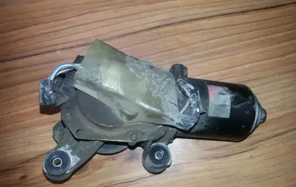 Wiper motor