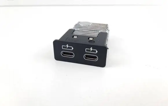 BMW X1 U11 USB socket connector 5A84181 84105A84181 35717876A