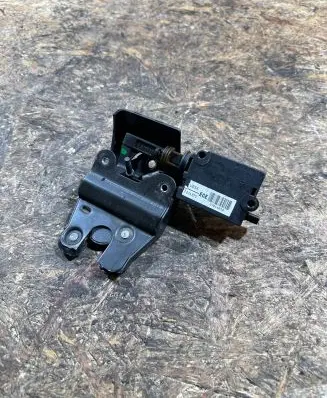 BMW 7 E65 E66 Tailgate/trunk/boot lock/catch/latch 7014870 07014870 155719