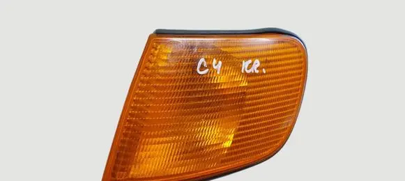 Audi A6 S6 C4 4A Front indicator light 137983 0152604 HELLA