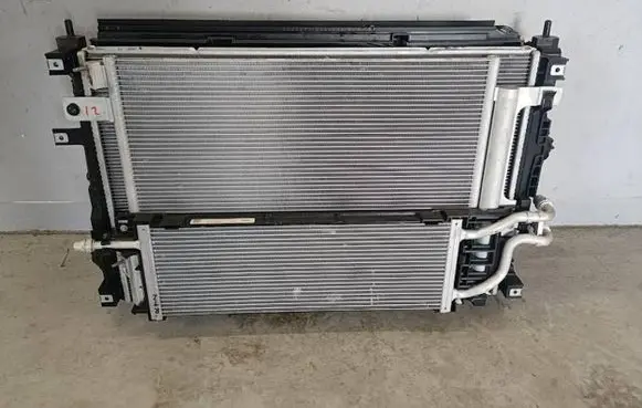 Peugeot 3008 III Radiator set 