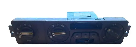 KIA Carnival Climate control unit OK57A61190