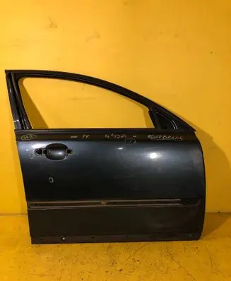 Volvo V50 Front door