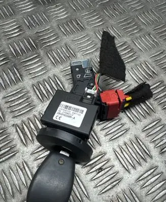 Dacia Logan II Ignition lock 285916556R G4746E232 21986212