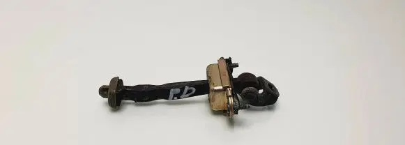 Ford Mondeo Mk III Front door check strap stopper