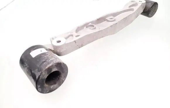 Volvo S90, V90 Rear differential/diff mount bracket 31437941 31437942 31437943