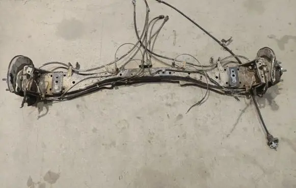 Nissan e-NV200 Rear subframe 