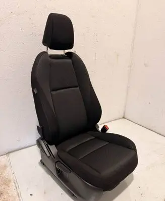 Mazda CX-30 Front passenger seat 
