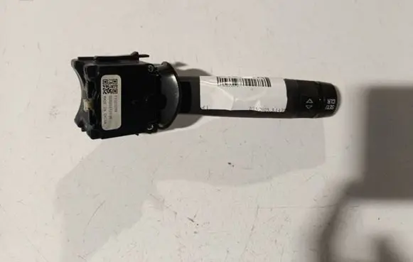 Opel Insignia A Indicator stalk 00520210136