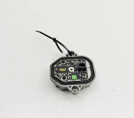 Volvo S90, V90 LED ballast control module B132122B