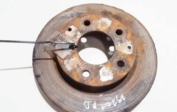 Mazda Premacy Front brake disc ventiliuojamas
