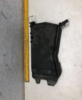 Mercedes-Benz E W212 Fuse box cover A2125400082