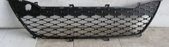 Hyundai i10 Front bumper lower grill