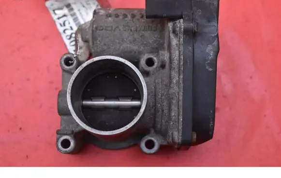 Volkswagen Polo IV 9N3 Throttle body valve 03C133062B