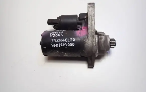 Skoda Fabia Mk1 (6Y) Starter motor 0001121016 02T911023E