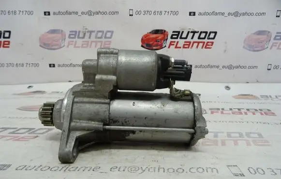 Volkswagen Tiguan Starter motor 02E911024B