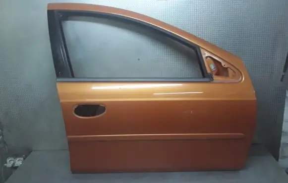 Chrysler Neon II Front door