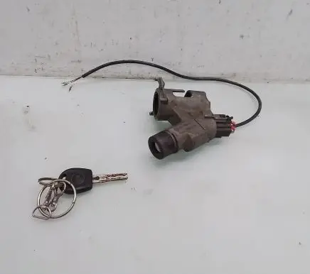 Seat Toledo I (1L) Ignition lock 357905851