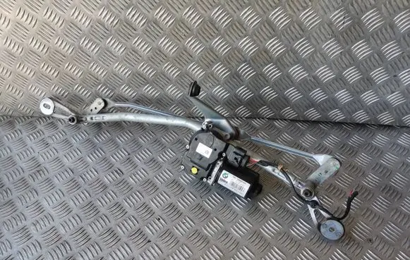 BMW 5 G30 G31 G38 Front wiper linkage and motor W000061428 W000061594
