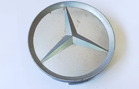 Mercedes-Benz C W202 Original wheel cap 2014010225