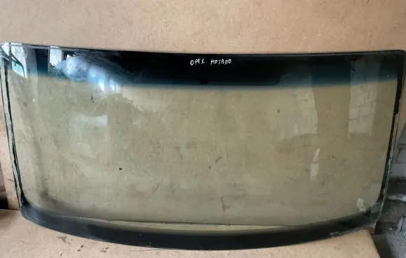Renault Master II Front windscreen/windshield window 