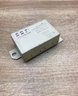 Audi A6 S6 C4 4A Immobilizer control unit/module 4A0953234