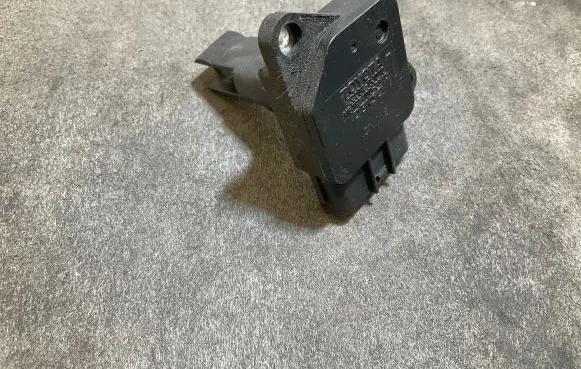 Toyota Yaris Mass air flow meter 222040J010 070718 MB1974003010