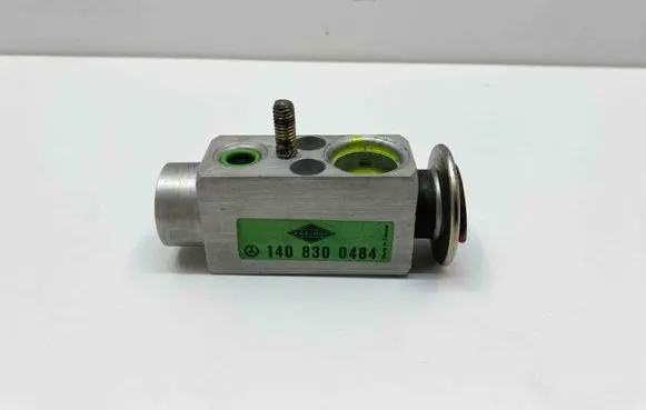 Mercedes-Benz SL R129 Air conditioning (A/C) expansion valve 1408300484 A1408300484