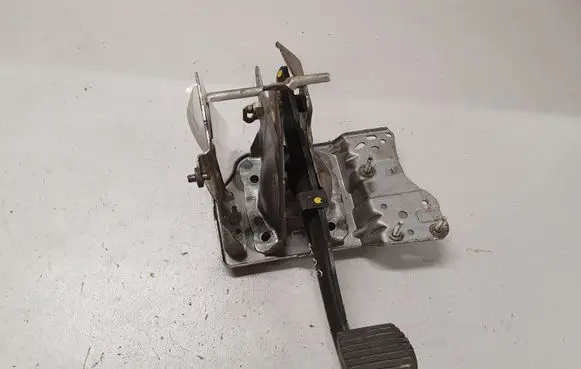 Citroen C3 Brake pedal