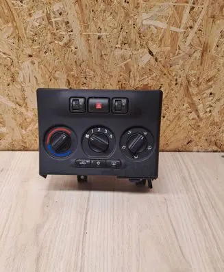 Opel Zafira A Climate control unit 93101