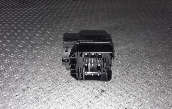 BMW 3 E46 Ignition lock contact 6901961