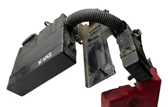 Nissan NV200 Positive cable (battery) 7134341450