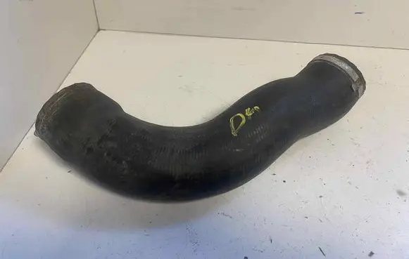 Intercooler hose/pipe