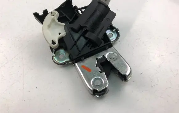 Audi A5 8T 8F Tailgate/trunk/boot lock/catch/latch 4F5827505D