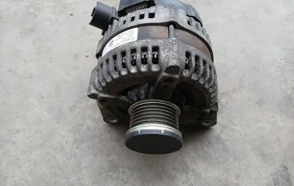 Ford B-MAX Generator/alternator CV6T10300BE