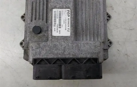 Opel Combo C Engine control unit/module 